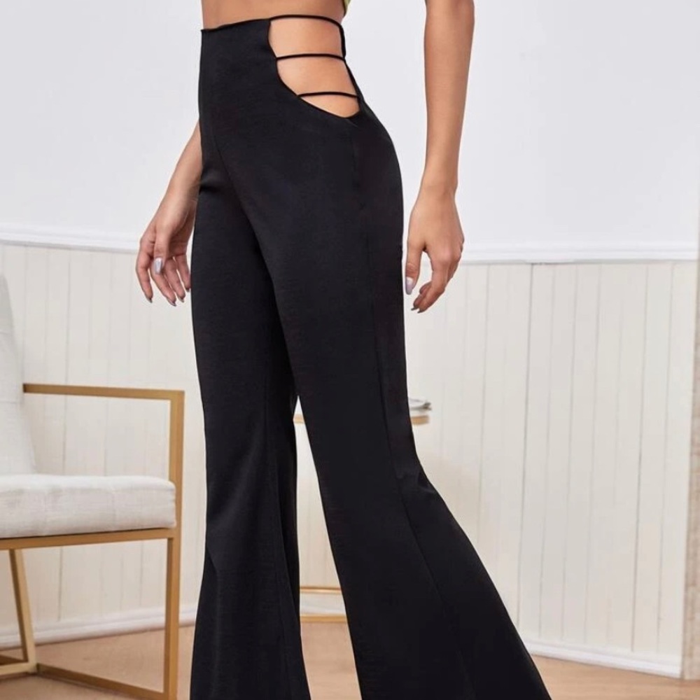 Cut out pants Euphoria flare sexy going out black